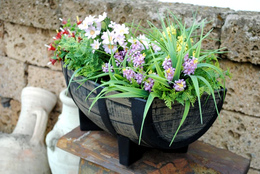 Pflanzkasten,Blumenkasten,Faßform,hochwertiger Kunstoff,Holzoptik,40cm lang