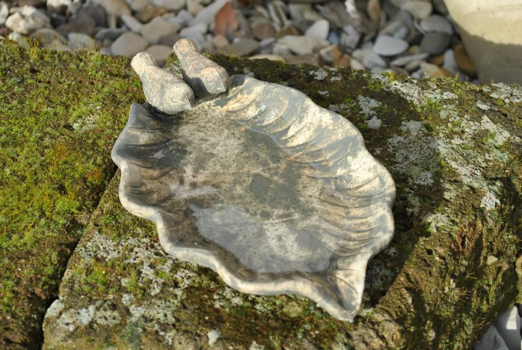 Vogeltränke,zwei kleine Vögelchen,Keramik,antik,grau/grün,24cm klein