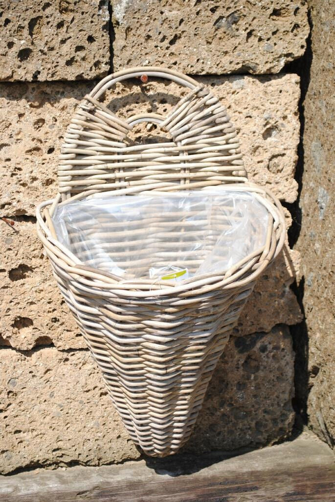 Wandgefäß Wandhänger aus Weide Handarbeit bepflanzbar 51cm hoch Hängepflanze