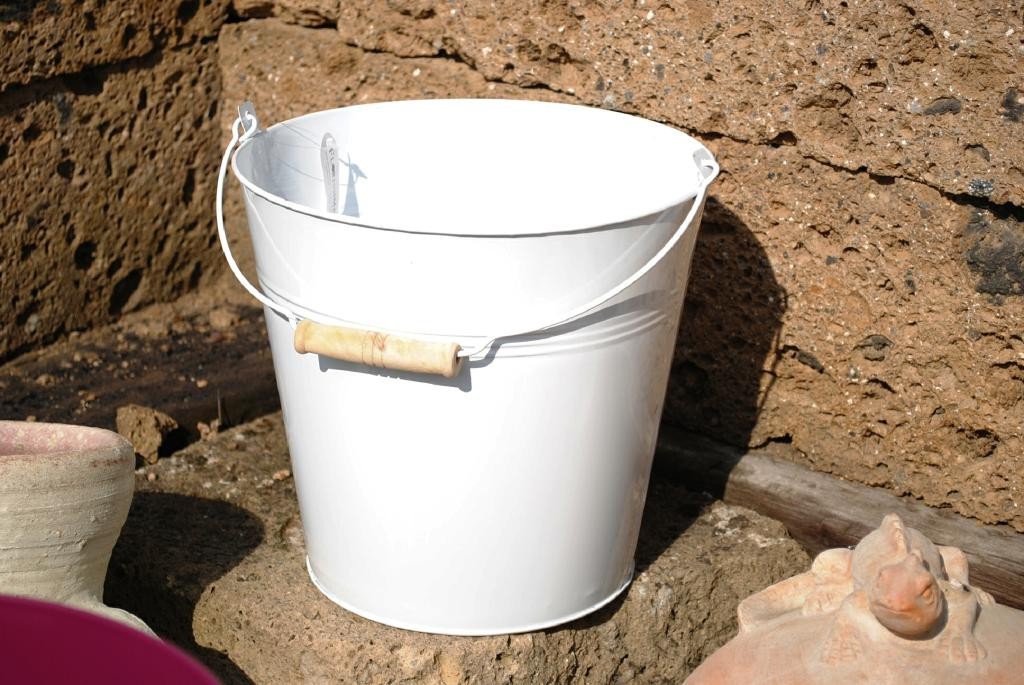 Zinkeimer,farbig lackiert,24cm,ca.5ltr.,in zwei hübschen Farben wählbar