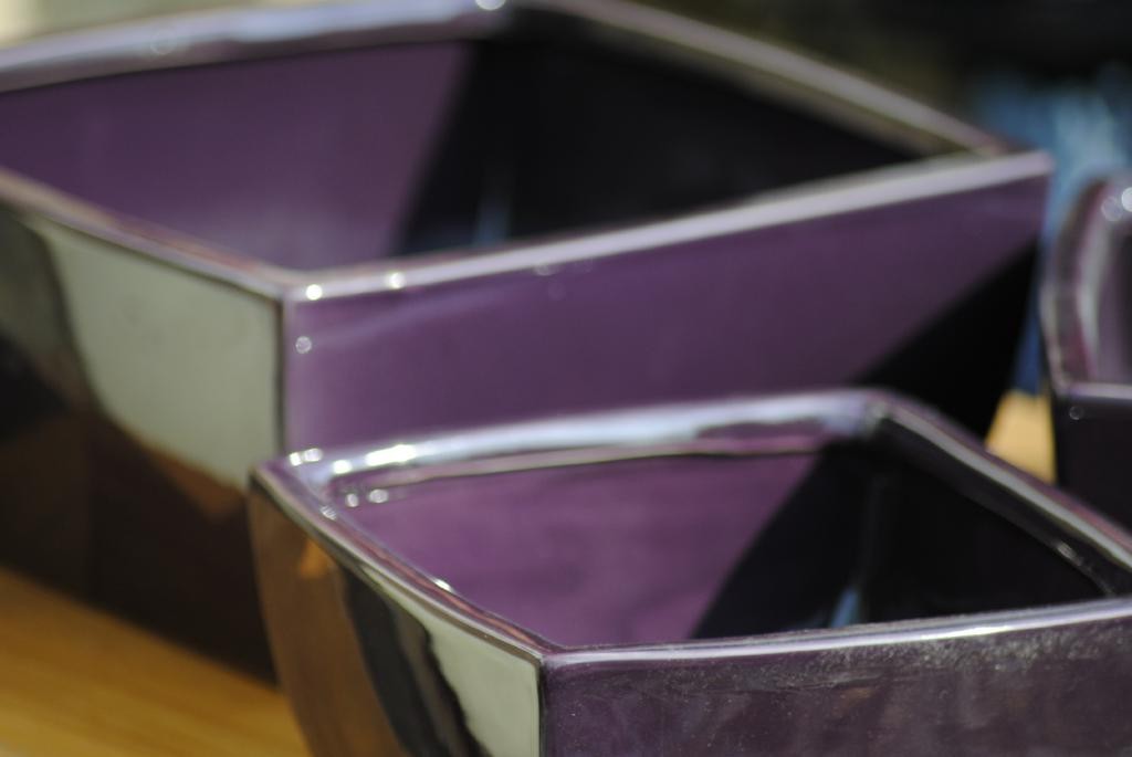 Schalenset aus Keramik aktuelles aubergine Floristik Grünpflanzen Dekoschalen