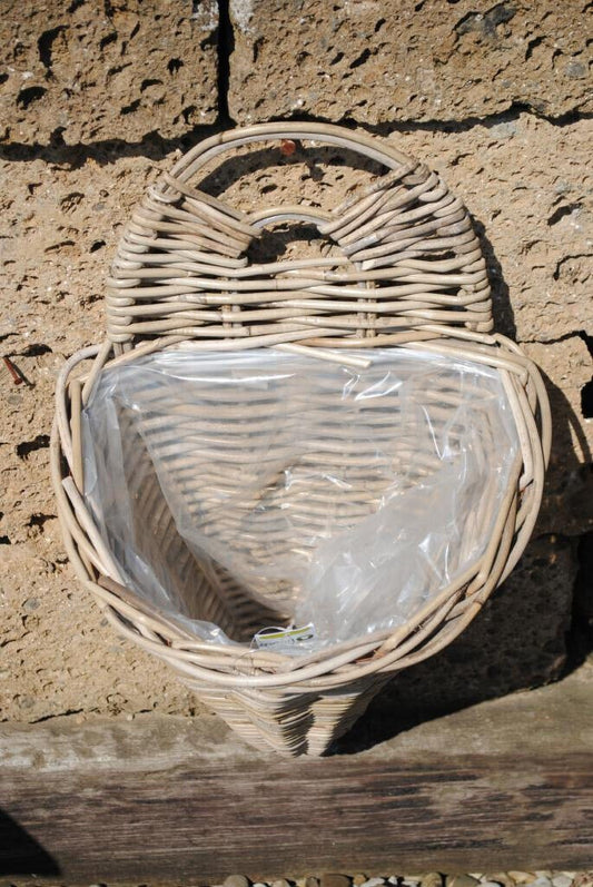Wandgefäß,Wandhänger aus Weide,Handarbeit,bepflanzbar,51cm hoch,Hängepflanze