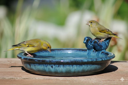 Vogeltränke,dekorativ,zwei Vögelchen,antik blau glasiert,30 cm Wildvögel,Voliere