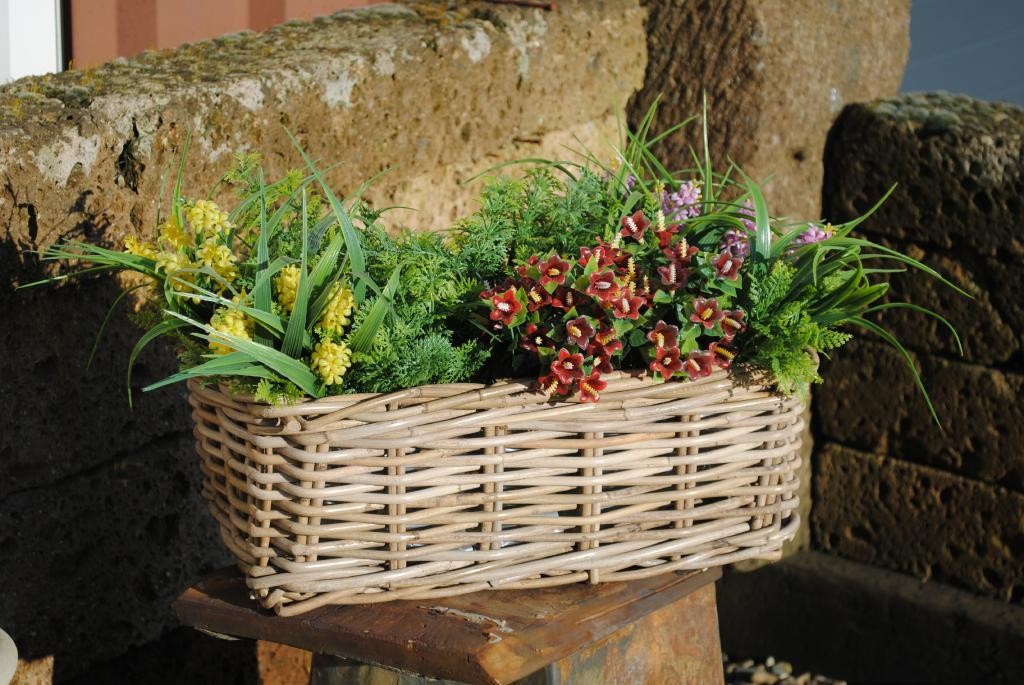 Weidenkorb Blumenkasten breite Form stabil bepflanzbar naturbelassen drei Größen