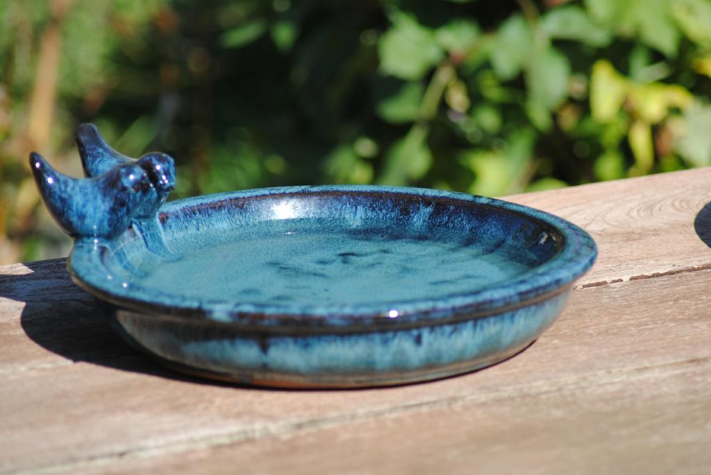 Vogeltränke,dekorativ,zwei Vögelchen,antik blau glasiert,30 cm Wildvögel,Voliere