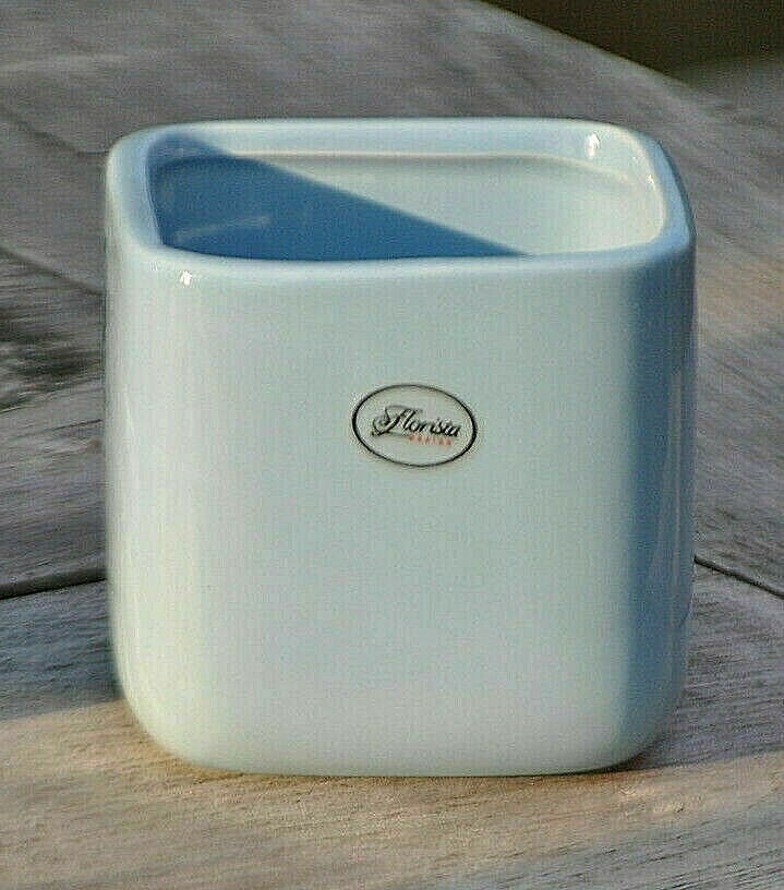 Übertöpfe hellblau eckig modernes schlichtes Design von 7cm bis zu 15cm lieferba